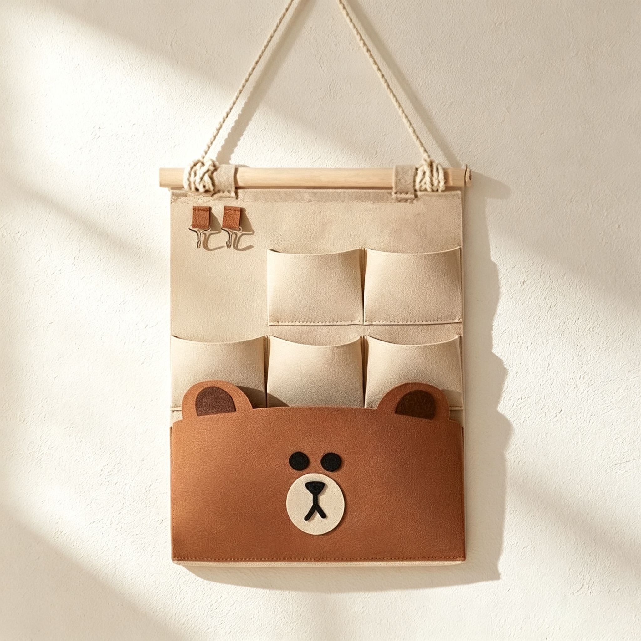 Brown Bear Felt Wall Organizer (with Hooks)