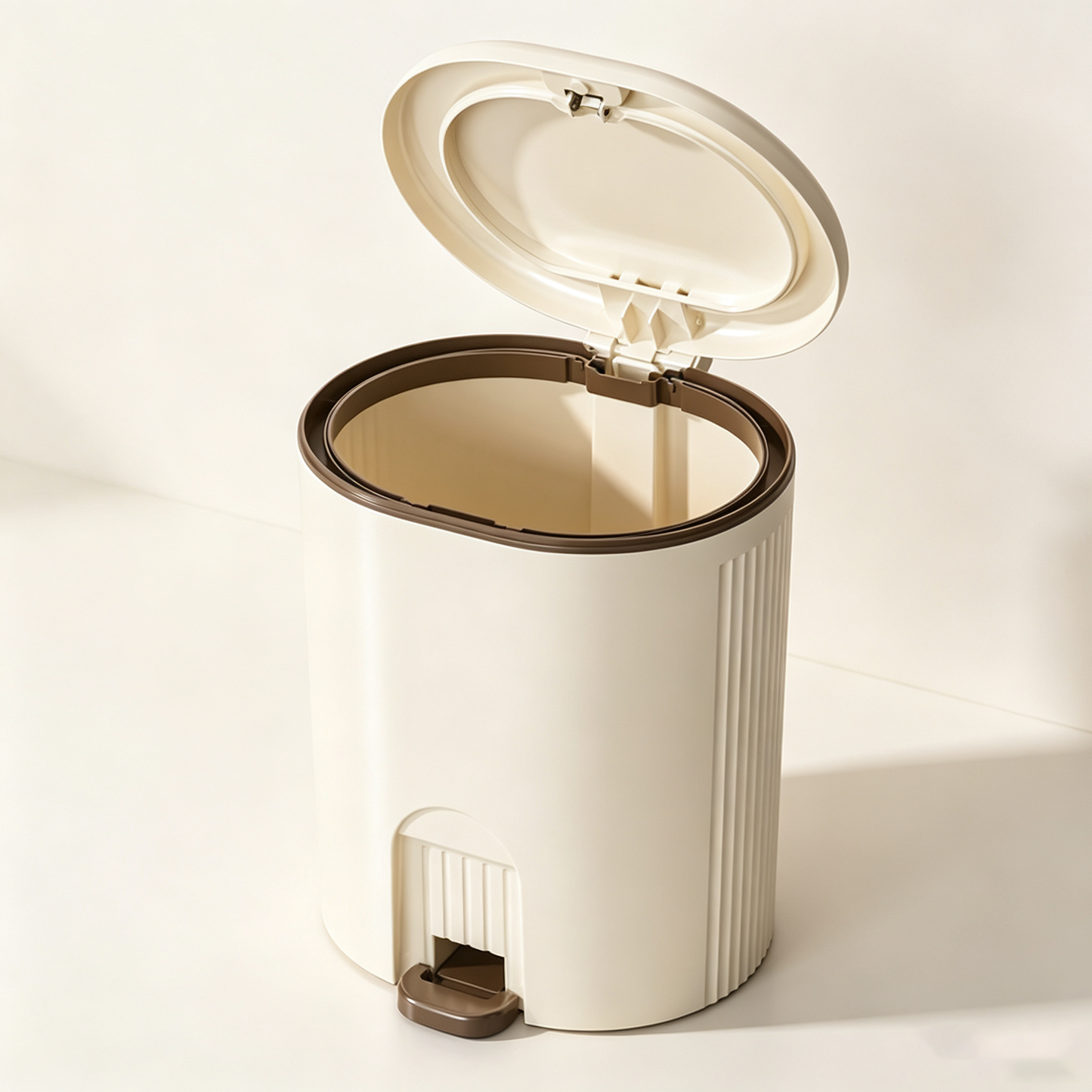Cream-Style Pedal Trash Can with Lid